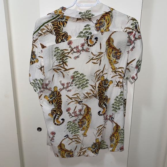 River Island Tiger Shirt - Picture 2 of 2